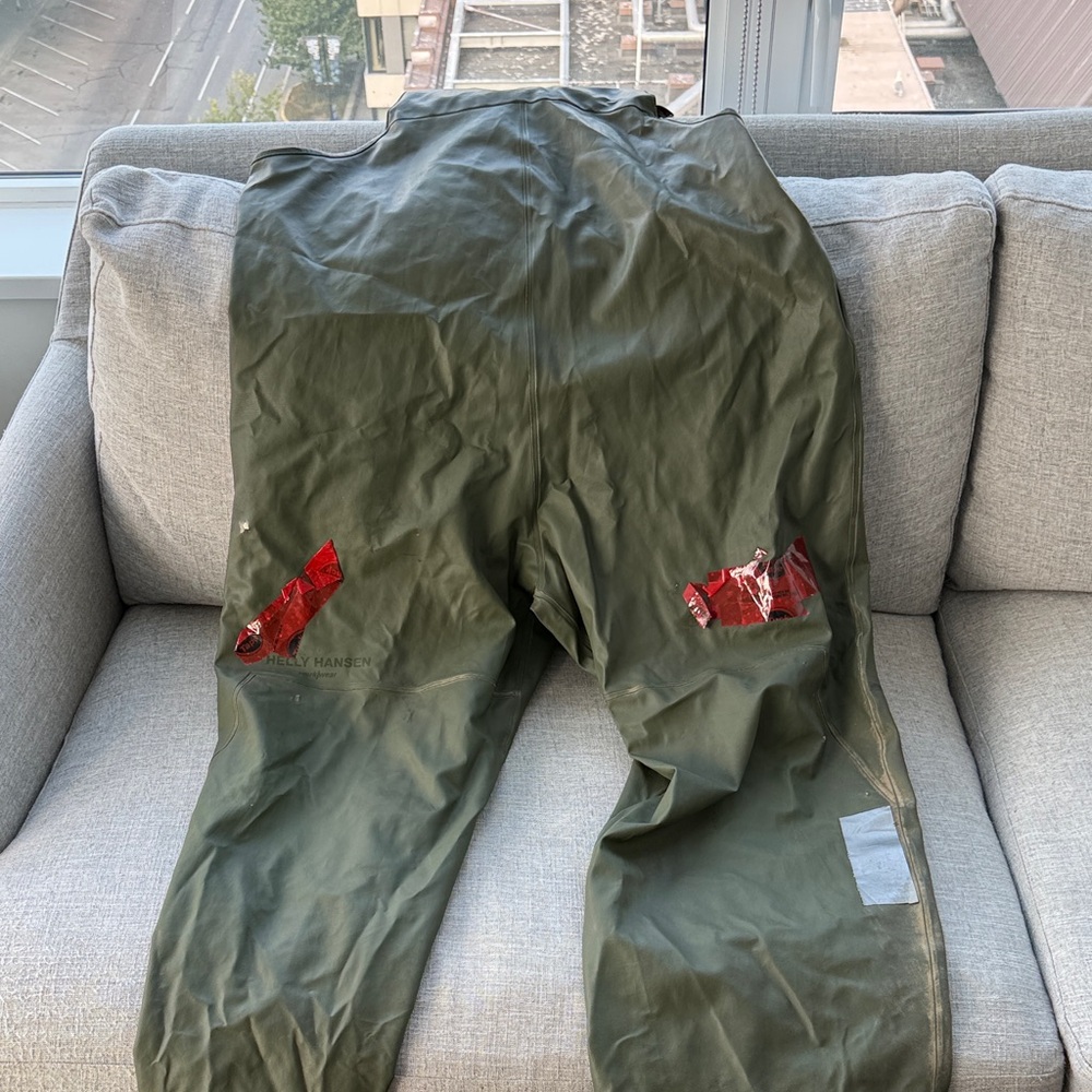 Helly Hansen Men's Olive Cargo Pants